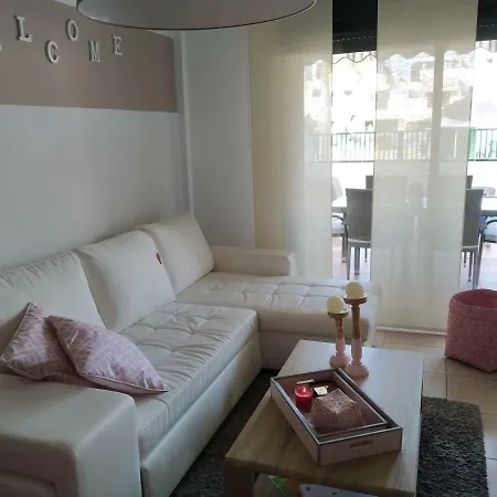 Residencial Geranios 13 Apartment