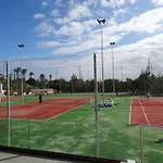 アパート Residencial Geranios 13 *