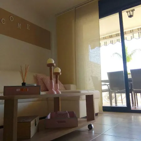 Apartman Residencial Geranios 13 *