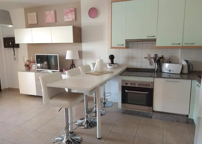 Residencial Geranios 13 شقة